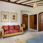 Marinha Garden | *